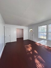 16 N Easy St in Statesboro, GA - Building Photo - Building Photo