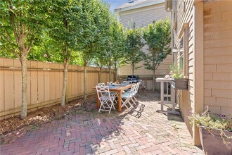 35 2nd St in Newport, RI - Building Photo - Building Photo