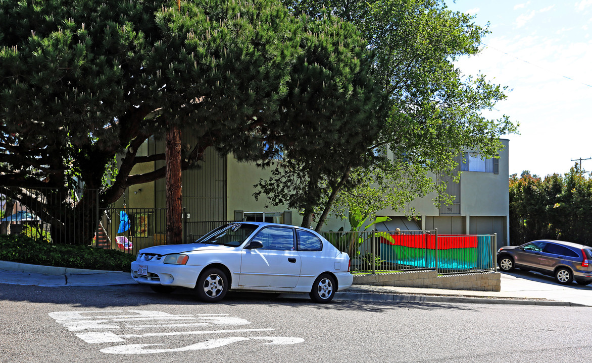 716 N Nevada St in Oceanside, CA - Foto de edificio