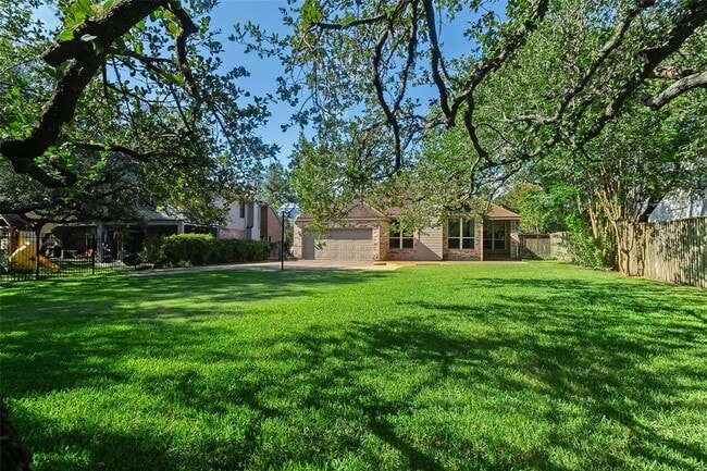 9306 Scenic Bluff Dr in Austin, TX - Building Photo - Building Photo