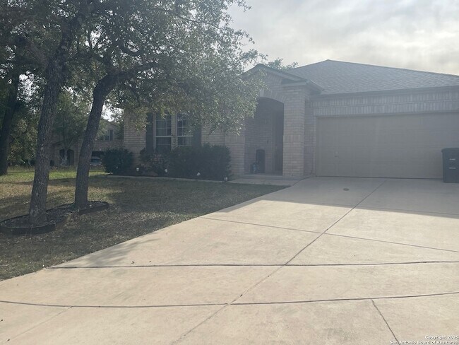 24303 Grace Park in San Antonio, TX - Foto de edificio - Building Photo