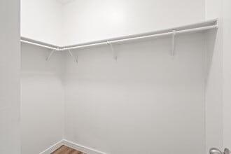 The Skylark on Harwood in North Richland Hills, TX - Foto de edificio - Building Photo