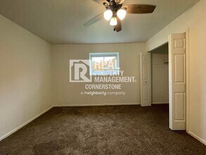 5711 E G Ave in Kalamazoo, MI - Building Photo - Building Photo