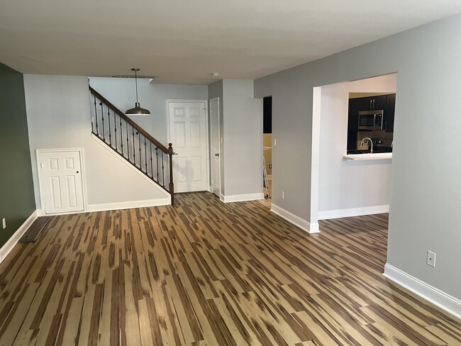 6206 Coventry Way in Mount Laurel, NJ - Building Photo - Building Photo