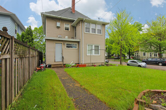 Herschel Apartments in St. Paul, MN - Building Photo - Building Photo