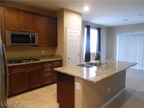 10357 Pima Crossing Ave in Las Vegas, NV - Building Photo - Building Photo