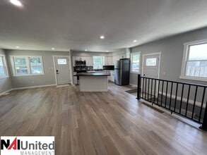 2811 S Lemon St in Sioux City, IA - Building Photo - Building Photo