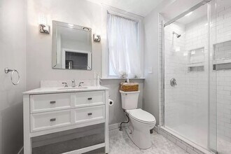 866 E 5th St in Boston, MA - Building Photo - Building Photo