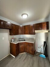 180 Princeton Ave, Unit 1RM in Jersey City, NJ - Building Photo - Building Photo