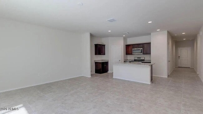 24419 W Jones Ave in Buckeye, AZ - Building Photo - Building Photo