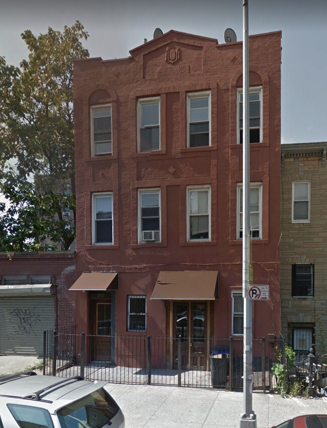 232 Tompkins Ave in Brooklyn, NY - Building Photo - Building Photo