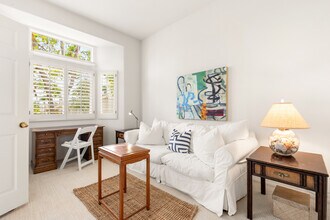 5609 Avenida Del Parque in Rancho Santa Fe, CA - Building Photo - Building Photo