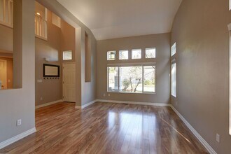 4274 258th Ave SE in Issaquah, WA - Building Photo - Building Photo