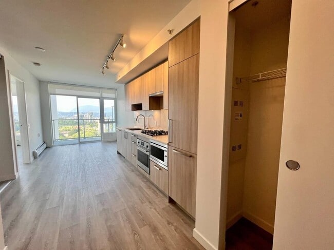 property at 13350 Central Ave