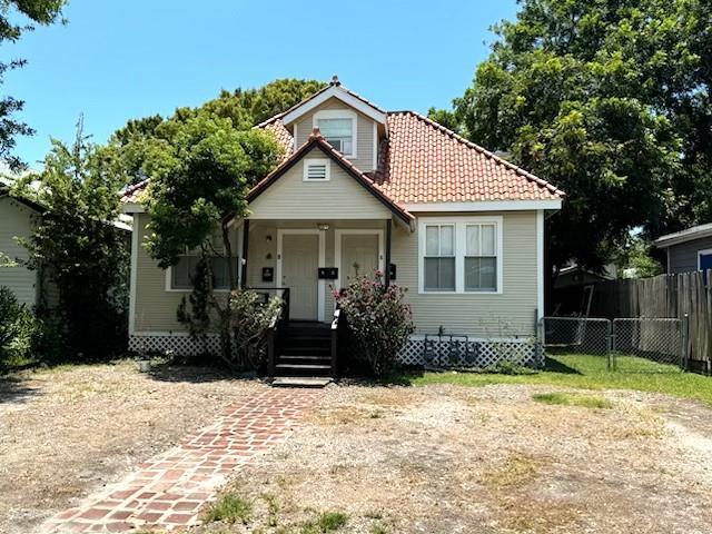 4725 Avenue R 1/2 in Galveston, TX - Building Photo