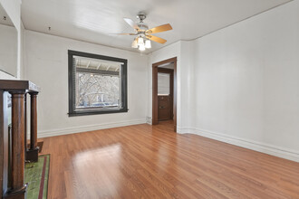 1325 N Marion St in Denver, CO - Building Photo - Interior Photo