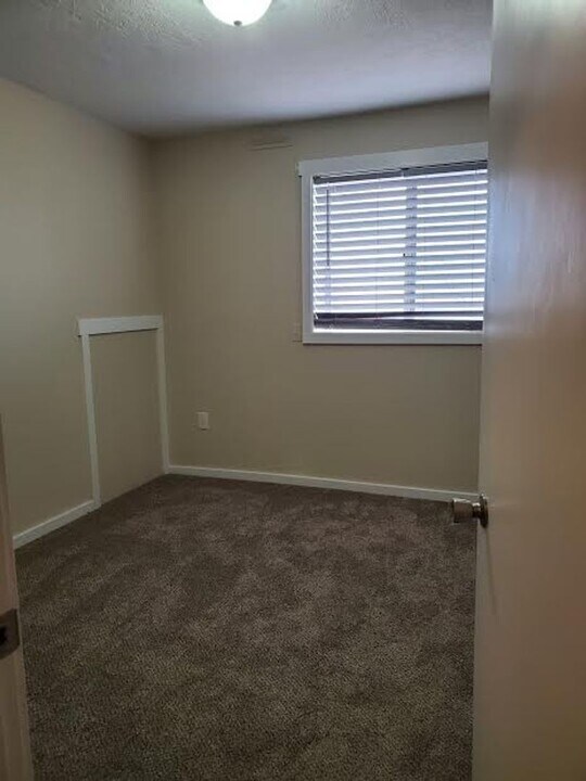 3956 Rd L SE-Unit -L.2 #A in Moses Lake, WA - Building Photo