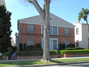 149 S Elm Dr in Beverly Hills, CA - Building Photo - Building Photo