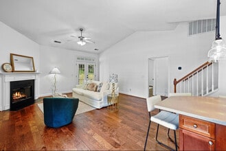 8344 St Danasus Dr in Nashville, TN - Foto de edificio - Building Photo