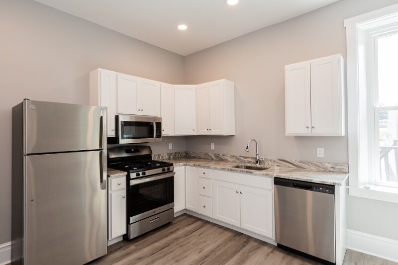 218 W King St-Unit -Apt 4 in Lancaster, PA - Building Photo