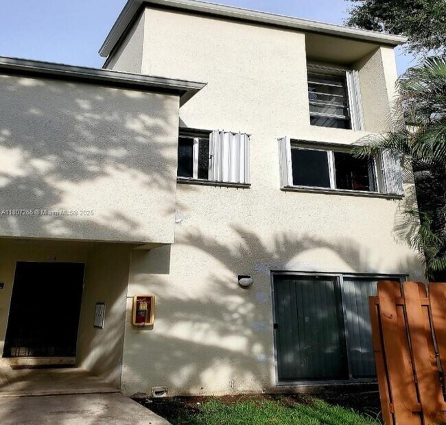 property at 1914 SW 17th Ave