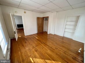 301 W Martin St in Martinsburg, WV - Building Photo - Building Photo