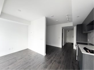 100 Queen St E in Toronto, ON - Building Photo - Building Photo