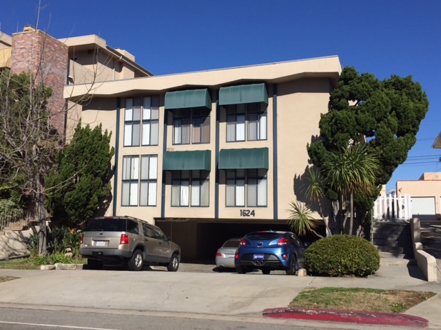 1624 Veteran Ave in Los Angeles, CA - Foto de edificio - Building Photo