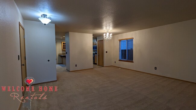 4045 Alabaster St SE in Lacey, WA - Foto de edificio - Building Photo