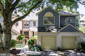 216 Yorkminster Rd in West Chester, PA - Building Photo