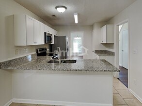 8616 Warwick Crest Ln in Charlotte, NC - Foto de edificio - Building Photo