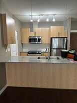 2943 Nelson Pl in Abbotsford, BC - Building Photo