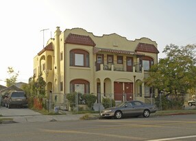 1157 N Bronson Ave Apartments