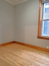2436 N Drake Ave, Unit 1 in Chicago, IL - Building Photo - Building Photo