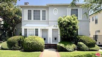 408 S Spalding Dr in Beverly Hills, CA - Building Photo