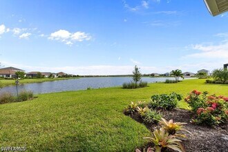 4584 Centaurus Cir in Naples, FL - Building Photo - Building Photo
