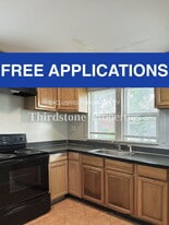 325 7th St W in Jacksonville, FL - Building Photo