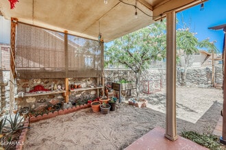 7333 Golden Hawk Dr in El Paso, TX - Building Photo - Building Photo