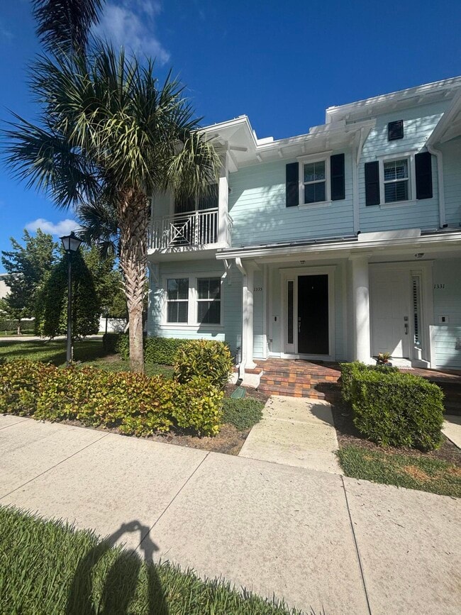 property at 1335 Community Dr