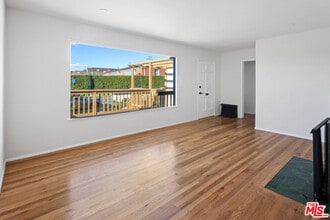 10712 Clarkson Rd in Los Angeles, CA - Building Photo - Building Photo