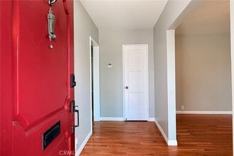 1505 N Rosewood Ave, Unit A1017 in Santa Ana, CA - Foto de edificio - Building Photo