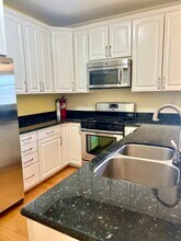 1710 S Waite St in Seattle, WA - Building Photo - Building Photo
