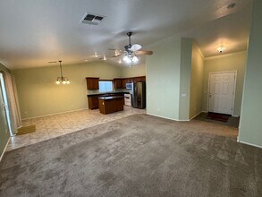 39610 N Cumberland Dr in San Tan Valley, AZ - Building Photo - Building Photo