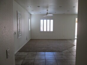 9542 Van Halen Ln in Las Vegas, NV - Building Photo - Building Photo