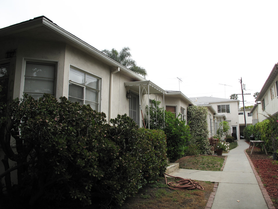 1045 20th St in Santa Monica, CA - Building Photo