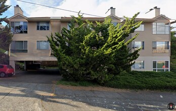 4301 Woodland Park Ave N in Seattle, WA - Foto de edificio - Interior Photo