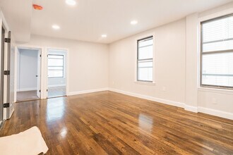 344 Saratoga St, Unit #2 in Boston, MA - Foto de edificio - Building Photo