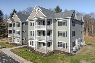 Maplecroft Village in Cheshire, CT - Building Photo - Building Photo