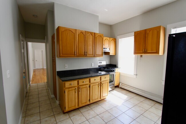 154 Bennington St, Unit #2