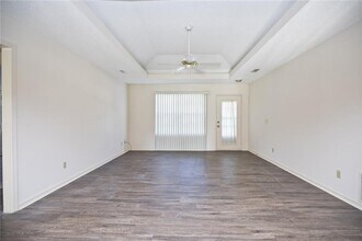 816 Kinkade Pl in Lowell, AR - Foto de edificio - Building Photo